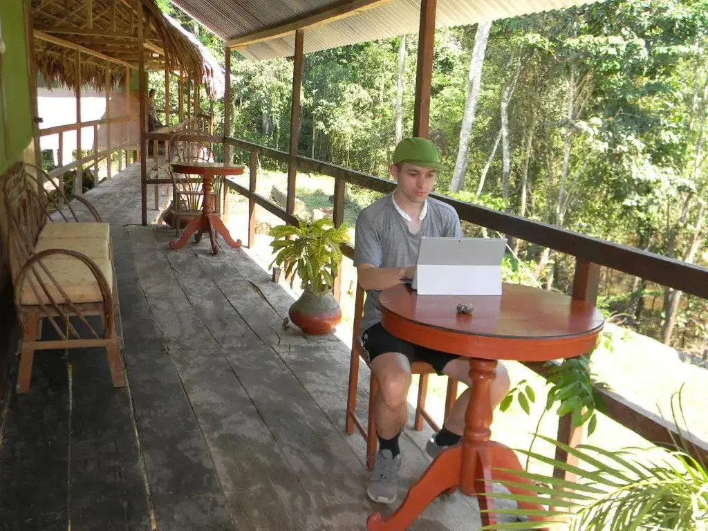 Jacamar Lodge Expeditions