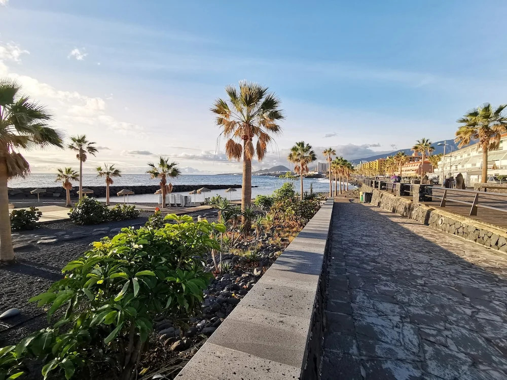 HomeLike Ocean View and Pool Caletillas