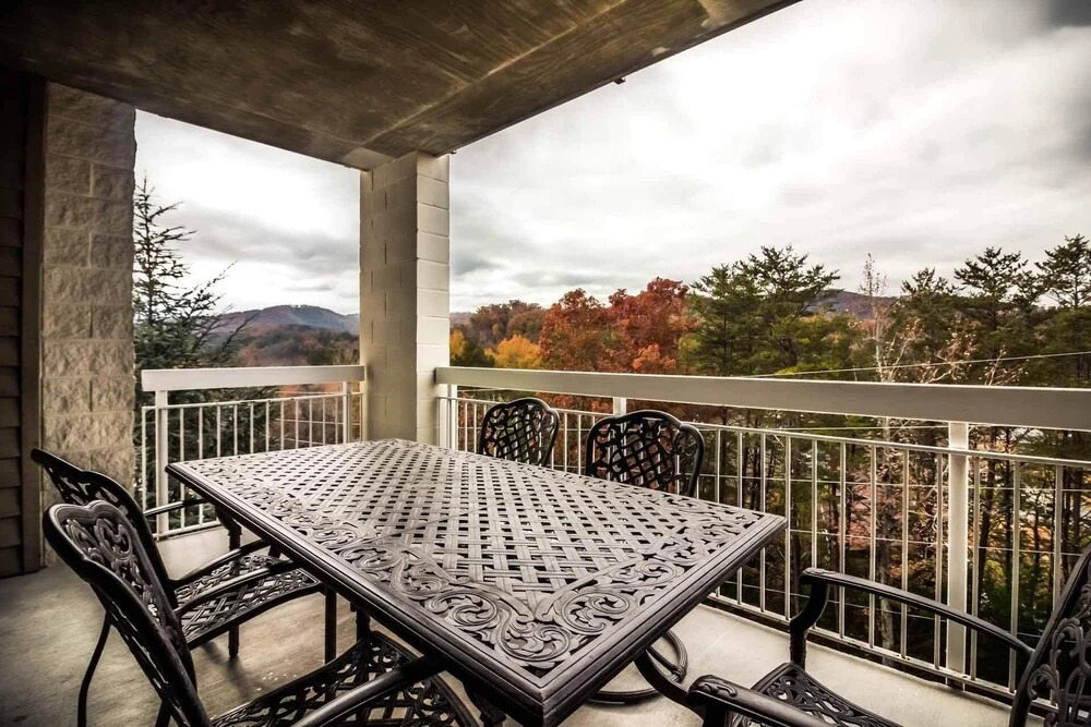 Whispering Pines 634