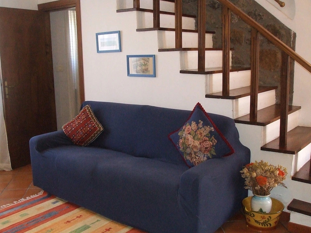 Blue House Near Bagnoregio-overlooking the Umbrian Mountains and Tiber Valley