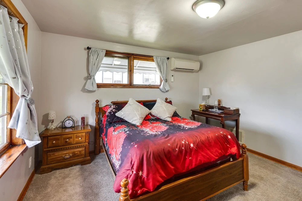 Pet-friendly Ohio Retreat w/ Patio & Fire Pit!