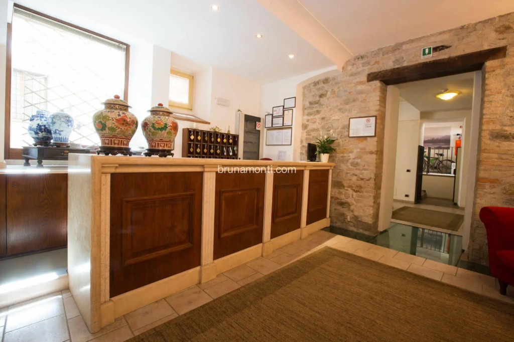 Palazzo Brunamonti Boutique Hotel