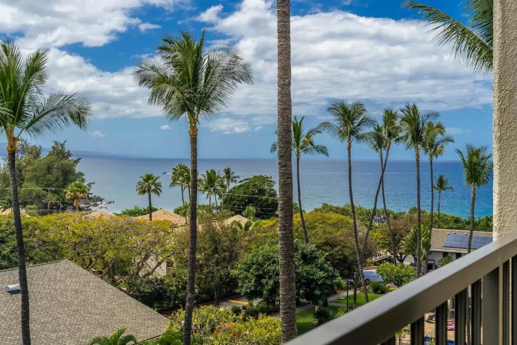 Kihei Akahi C-603 - 1 Bedroom, Sixth Floor, Ocean View, Remodeled, Pool