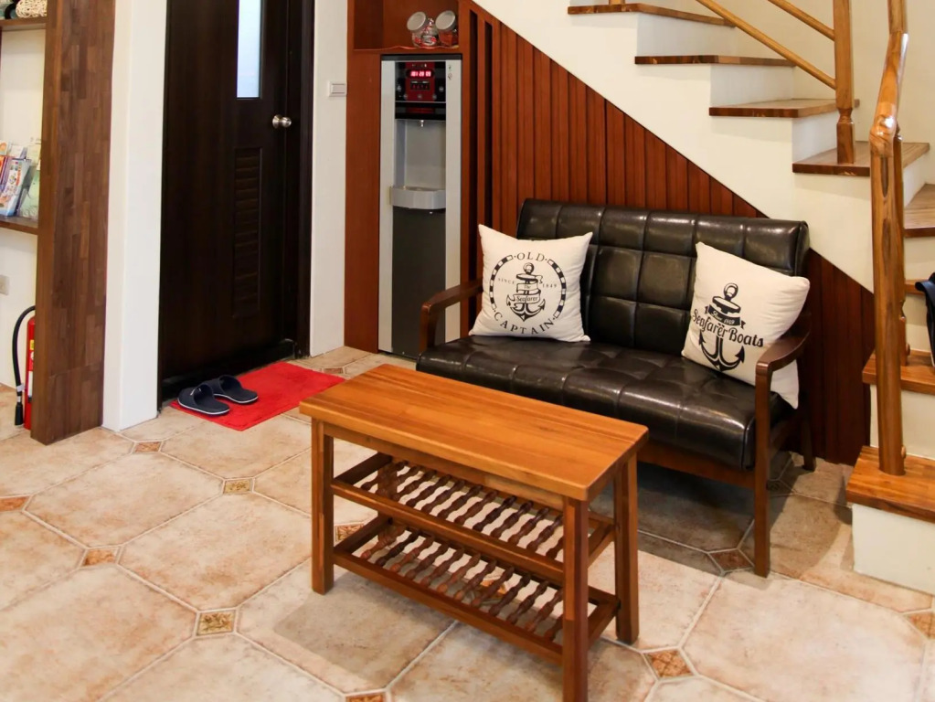 輕旅小站 Soft Travel Hostel
