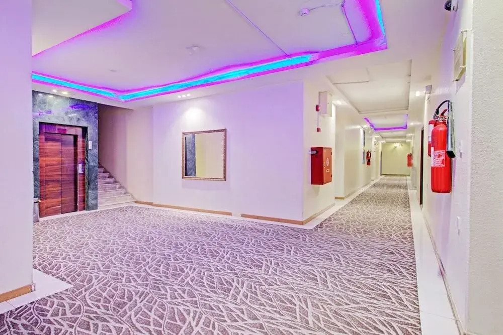 OYO 537 Dahtham Furnished Units