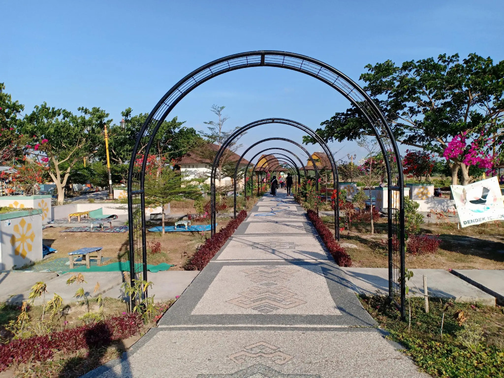 OYO 1732 Edotel Praya Syariah