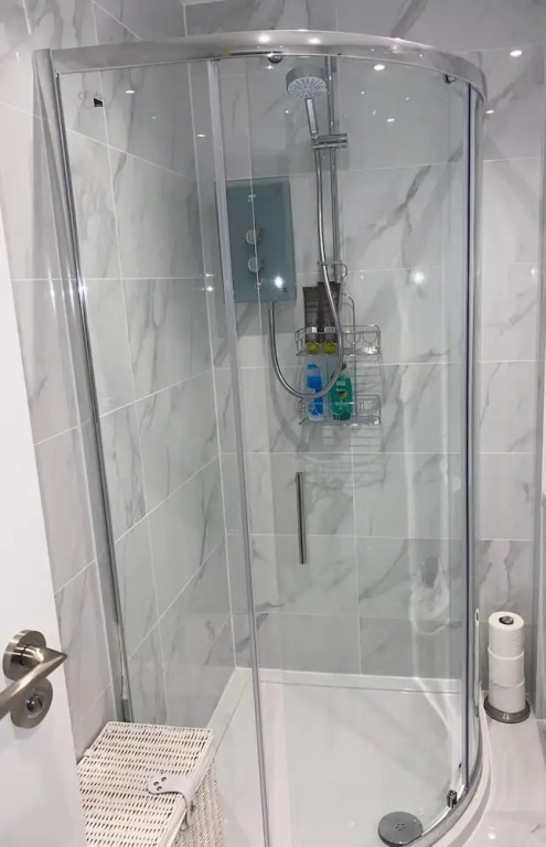 Fresh and Modern 2 Bed Flat Birmingham