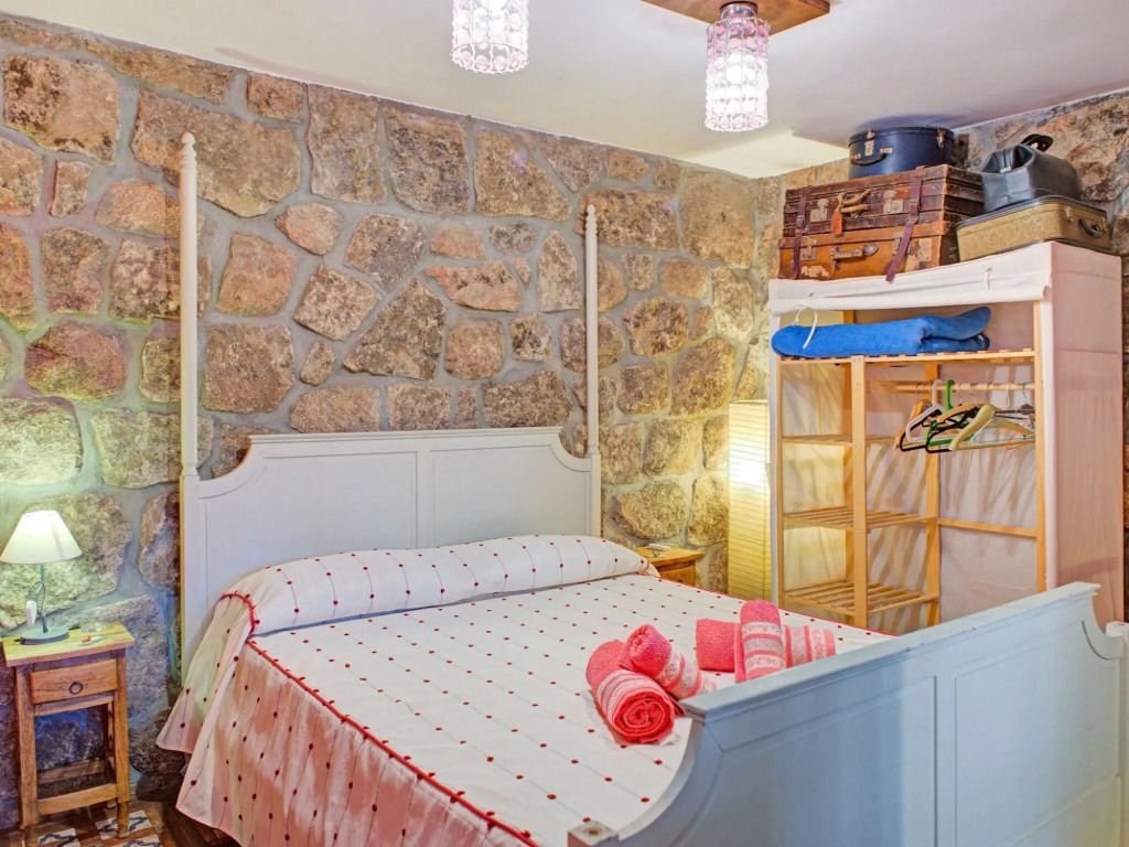 Flat in Galapagar with Spa and Mountain Views
