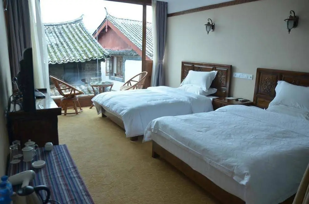 Lijiang Sifang Inn