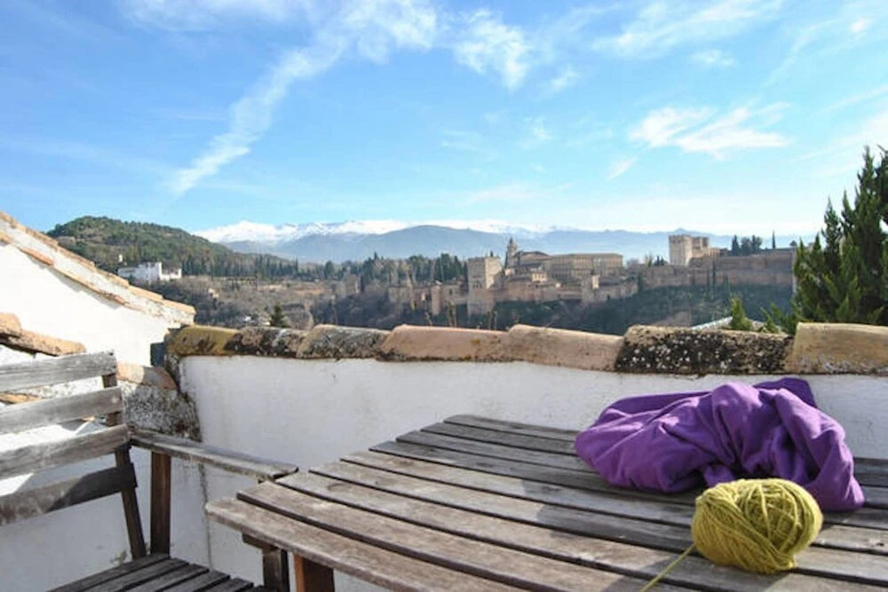 Alhambra View Nest