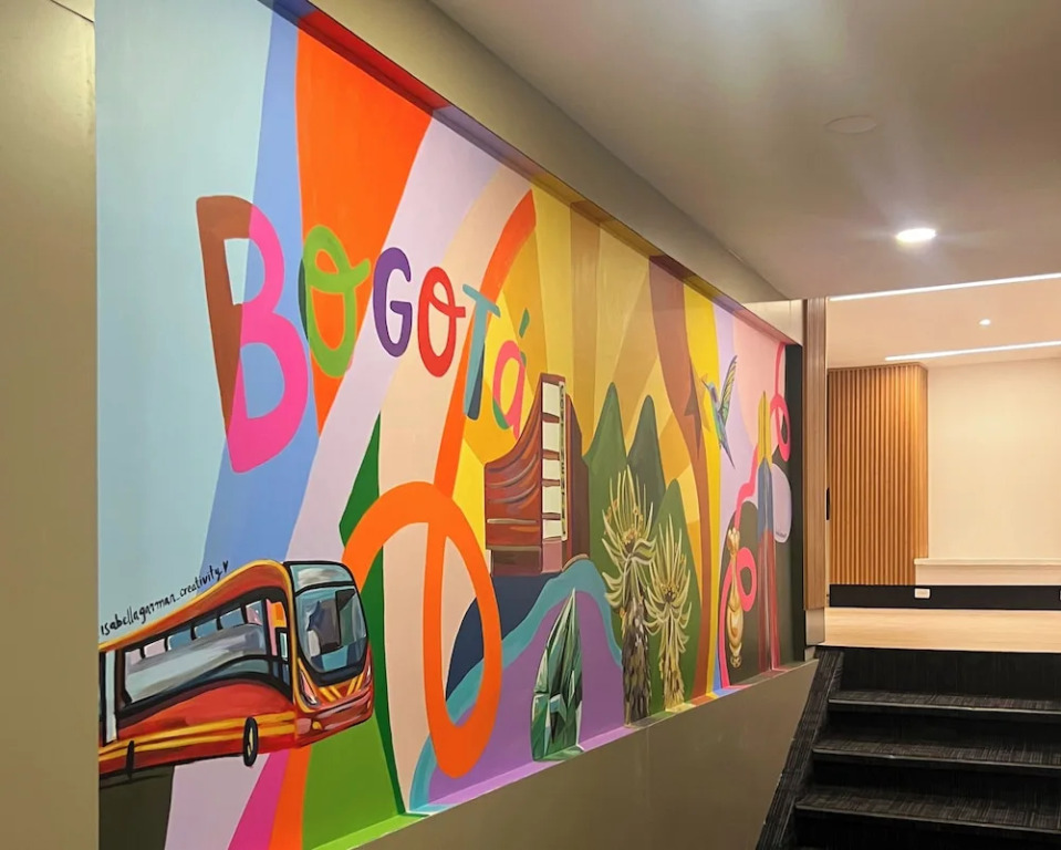 Hotel Continental ByHours