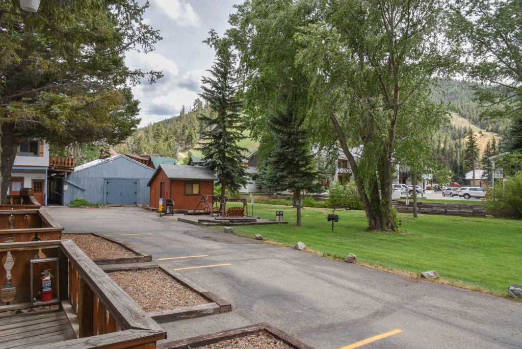 Alpine Lodge Red River