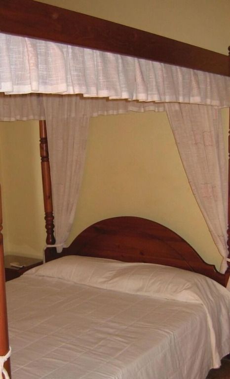 Nice Home in Pegia-paphos With Wifi and 4 Bedrooms