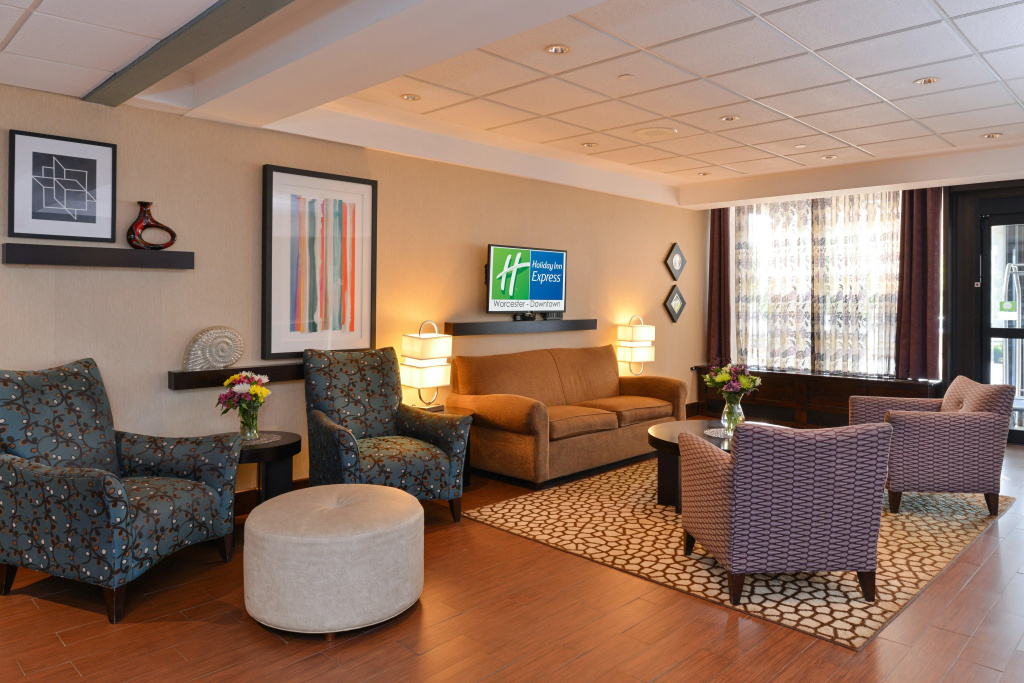 Holiday Inn Express Worcester