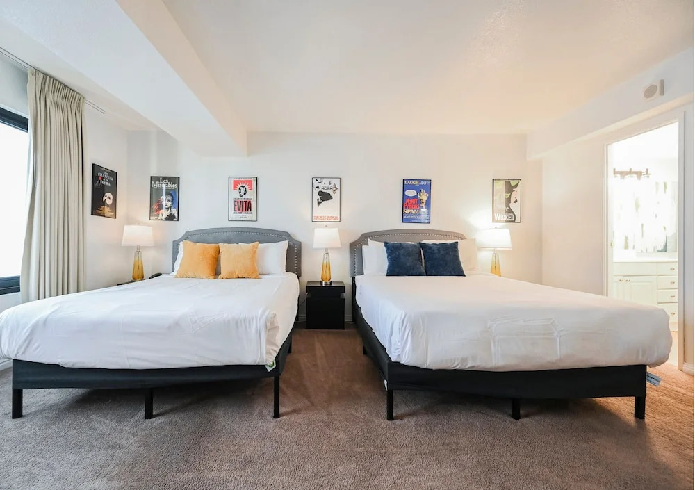 StripViewSuites at Jockey Club