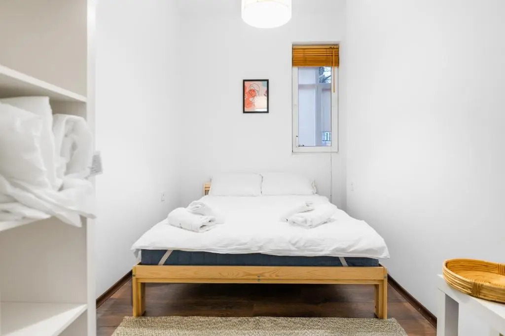 Cute&Cozy 2BD Flat with Balcony