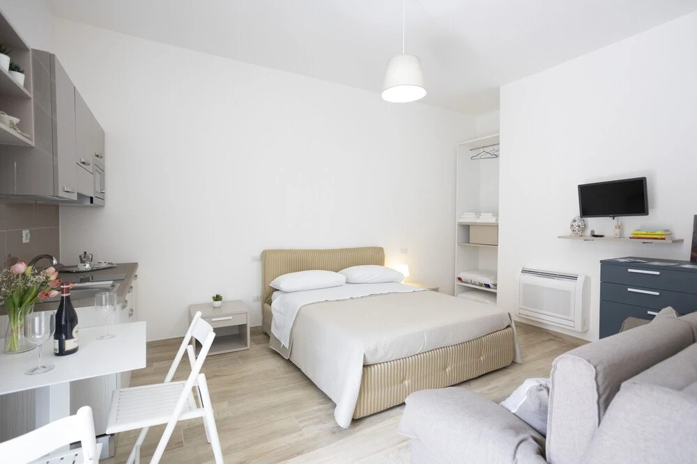 MA RI Apartments