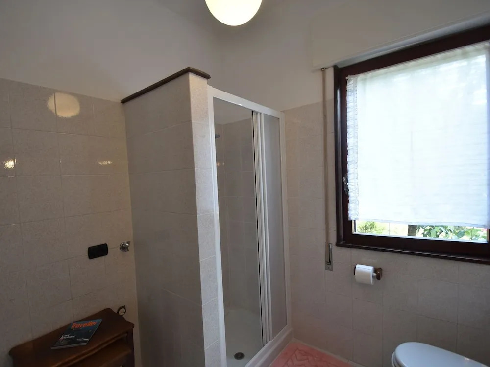 Pleasing Cottage in Cargiogo With Private Garden