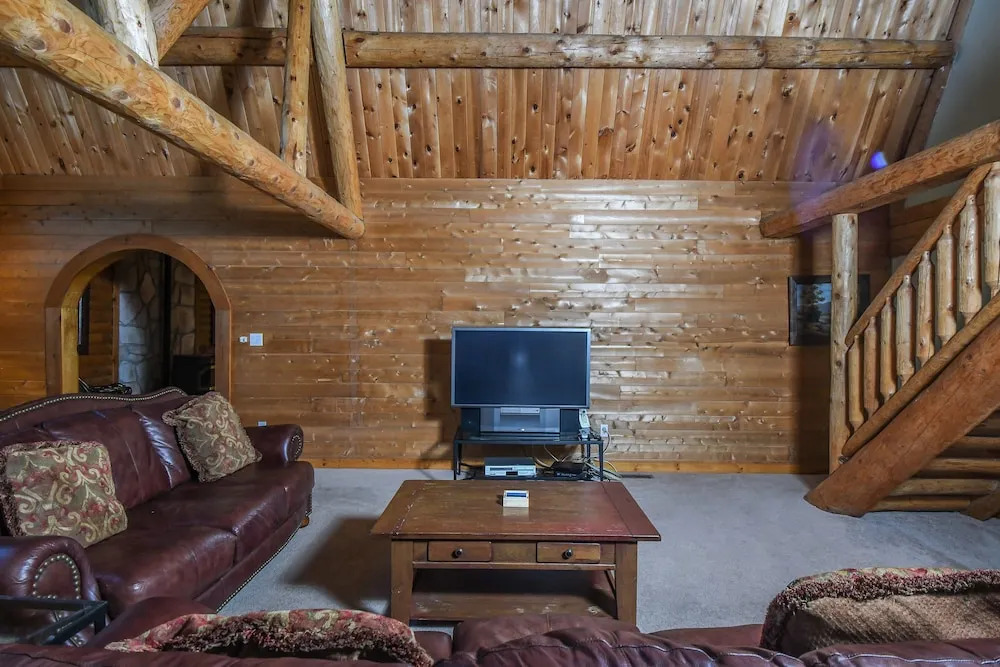Streamside 4 Bedroom House