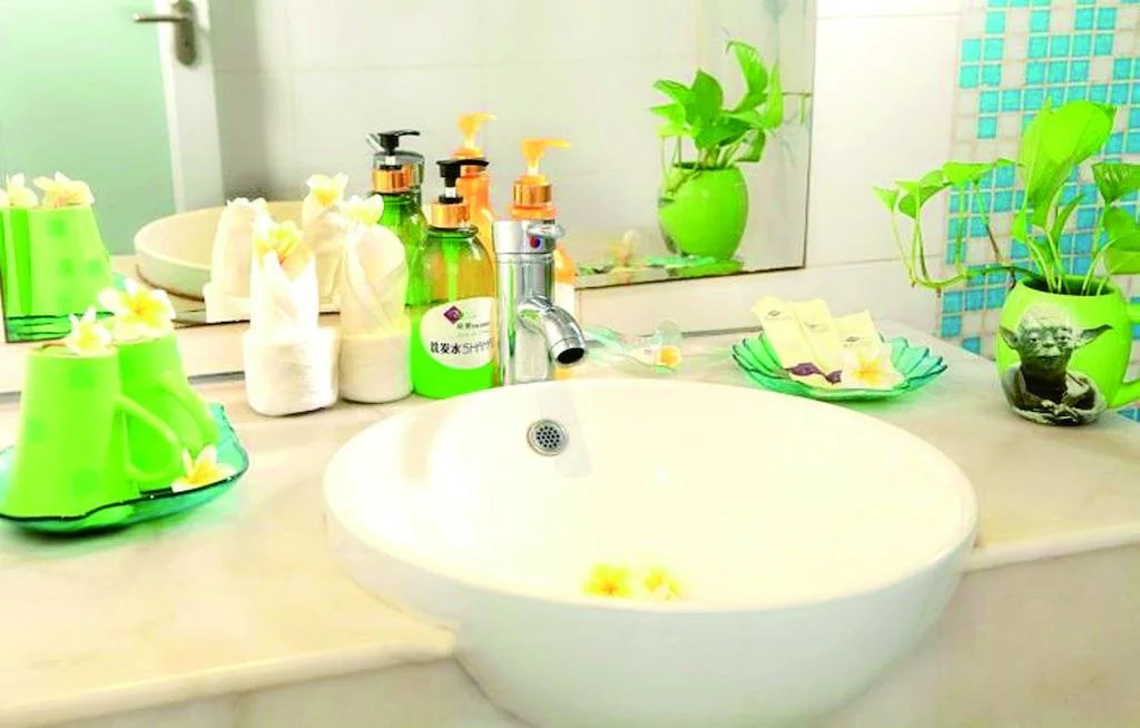 Sanya Lilai Holiday Hotel