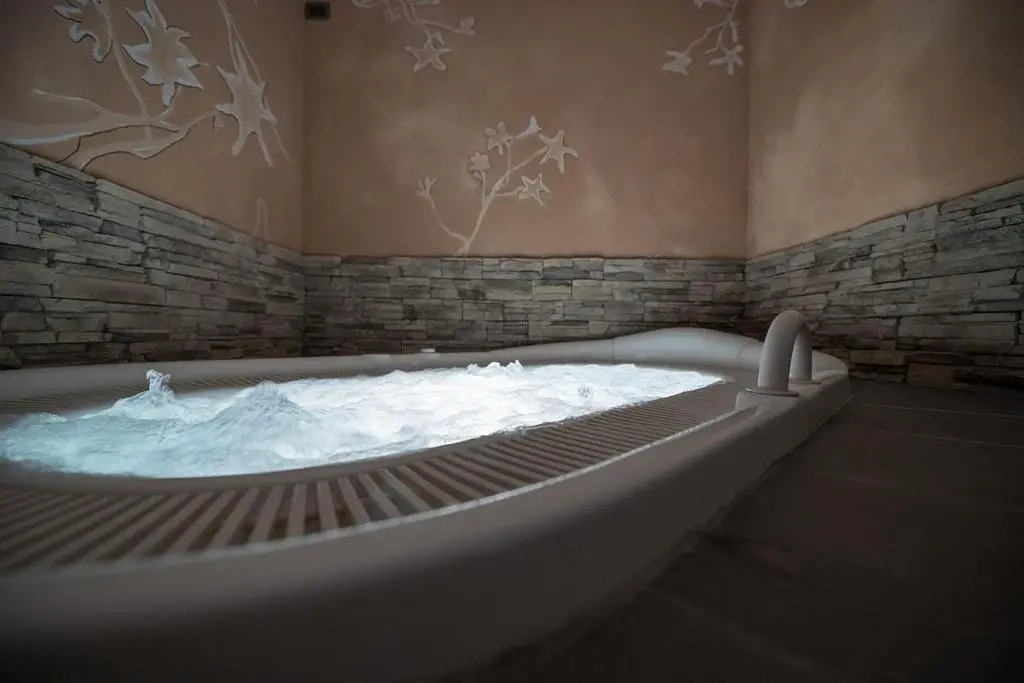 TAMI Hotel Resort Spa