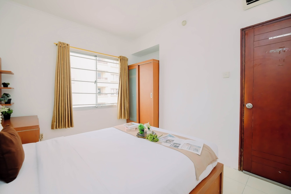 Strategic 1Br Apartment At Marina Ancol