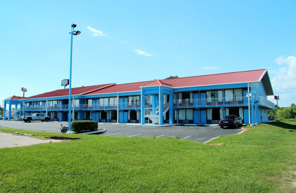 Wind Chase Inn