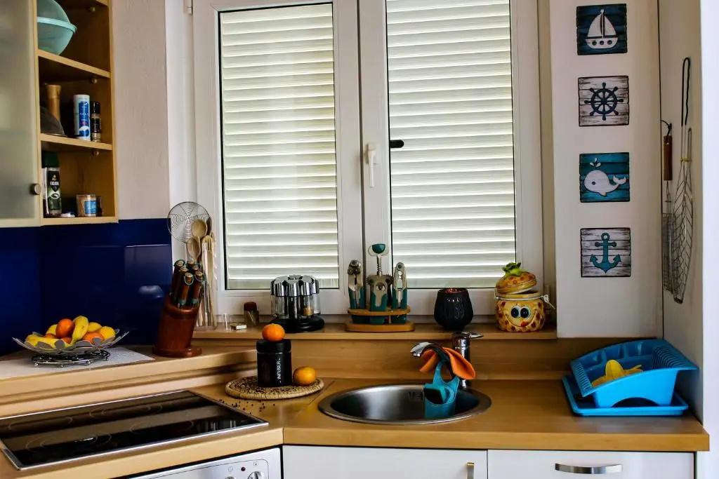 2 bedrooms appartement at Povljana 30 m away from the beach with sea view furnished balcony and wifi