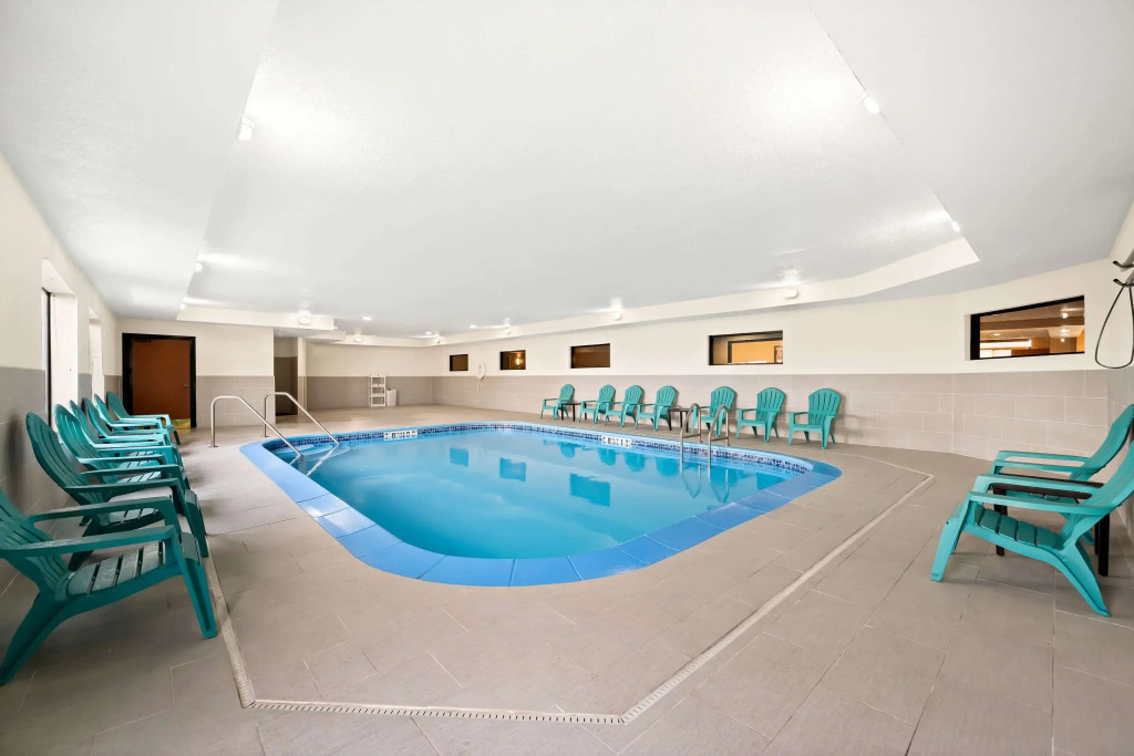 Comfort Inn & Suites Decatur-Forsyth