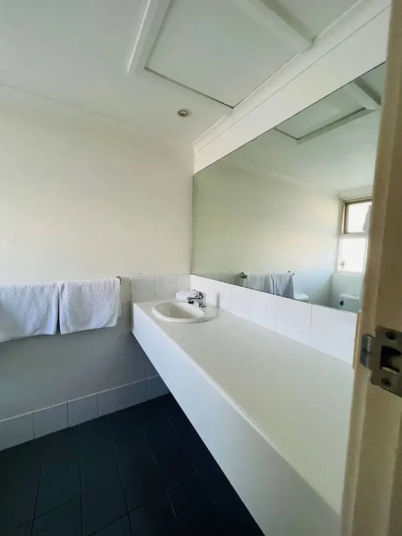 Unwind Glenelg Studio Apartment no 31