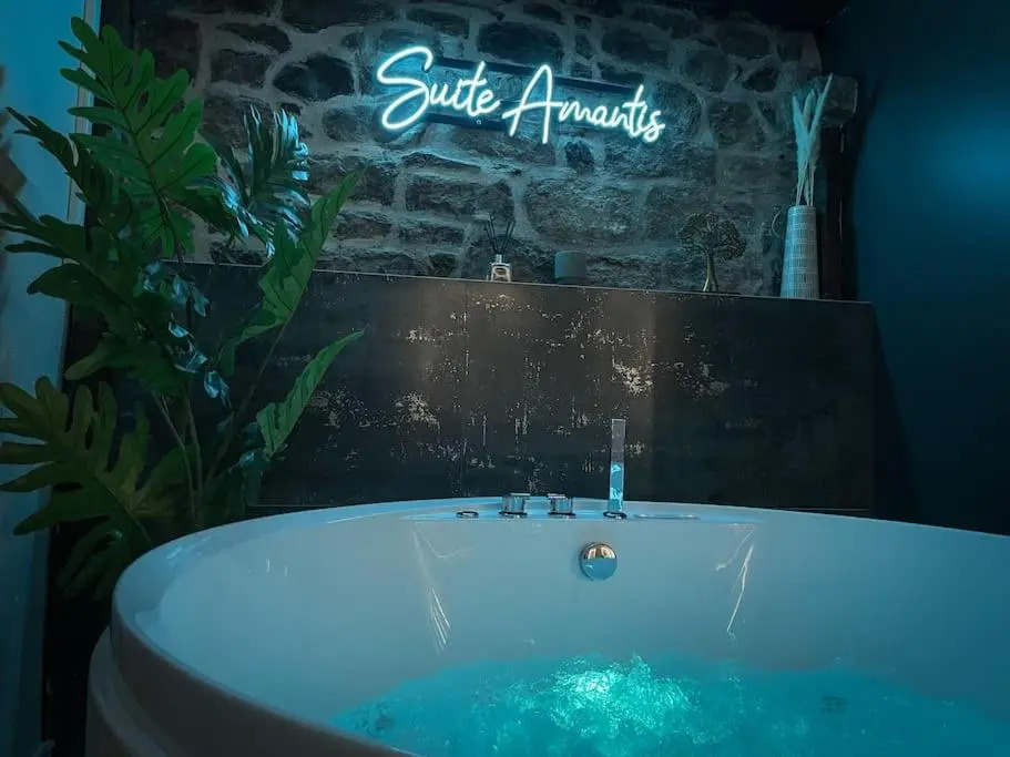 SUITE AMANTIS évadez vous dans l'univers MYKONOS