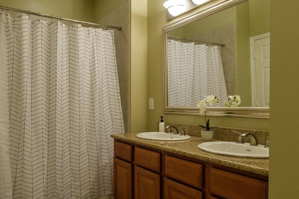 FRONTDESK Residences at Gramercy Apts Houston