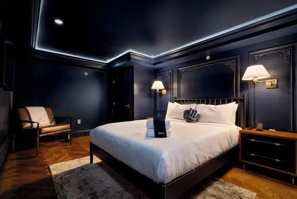 The Highliner Hotel