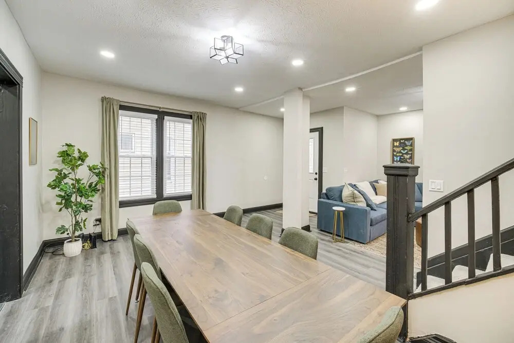 4 Mi to Dtwn: Modern Retreat w/ Yard in Cleveland