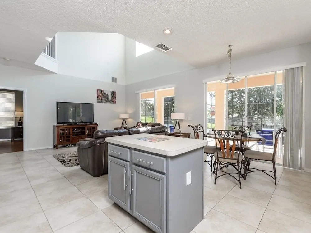 Disney 6 Bedroom Condo