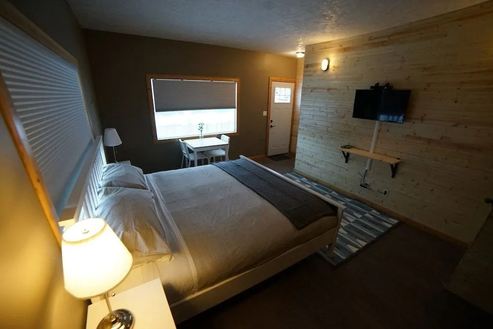 Yellowknife B&B