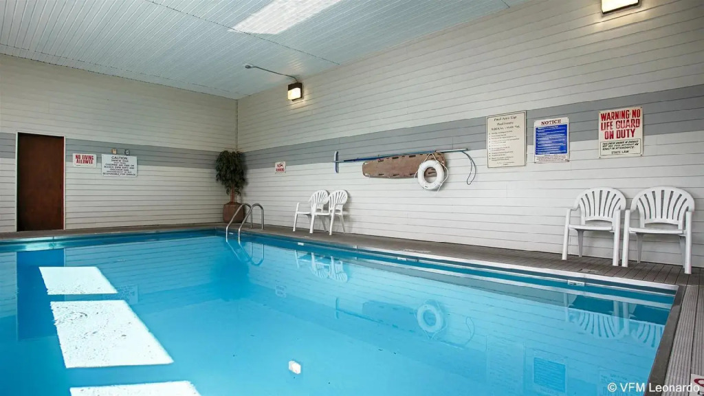 Crosswinds Inn