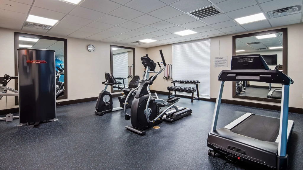 Holiday Inn Express And Suites Pasadena Houston Southeast by IHG