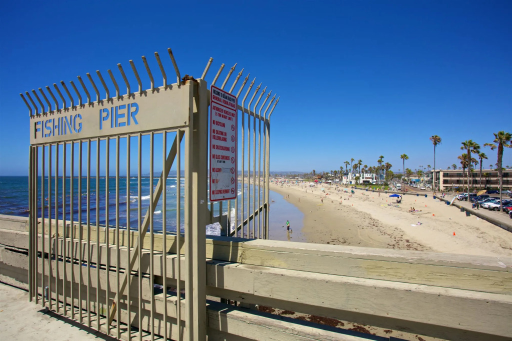 Ocean Beach Hotel