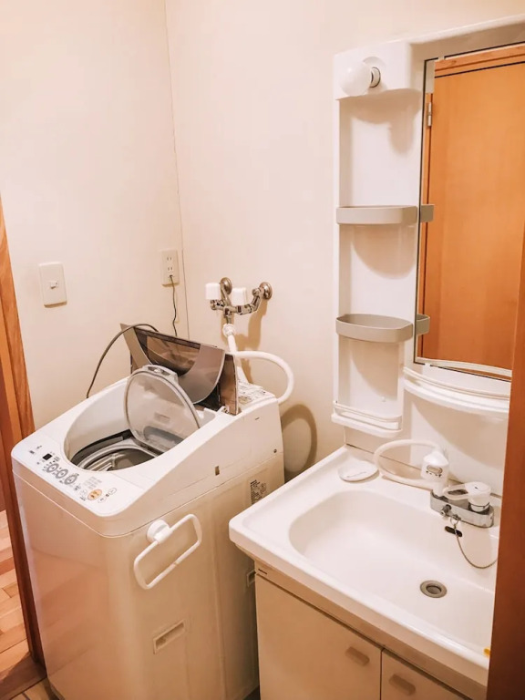 Yotei Townhouse - 2 bedrooms with covered BBQ deck