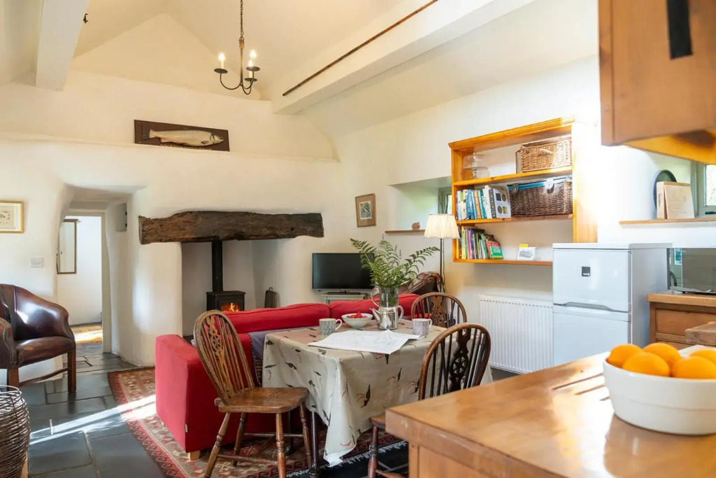 Glanrhyd cottage