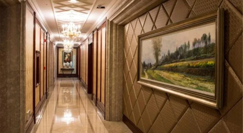 The Golden Beach No.1 Boutique Hotel