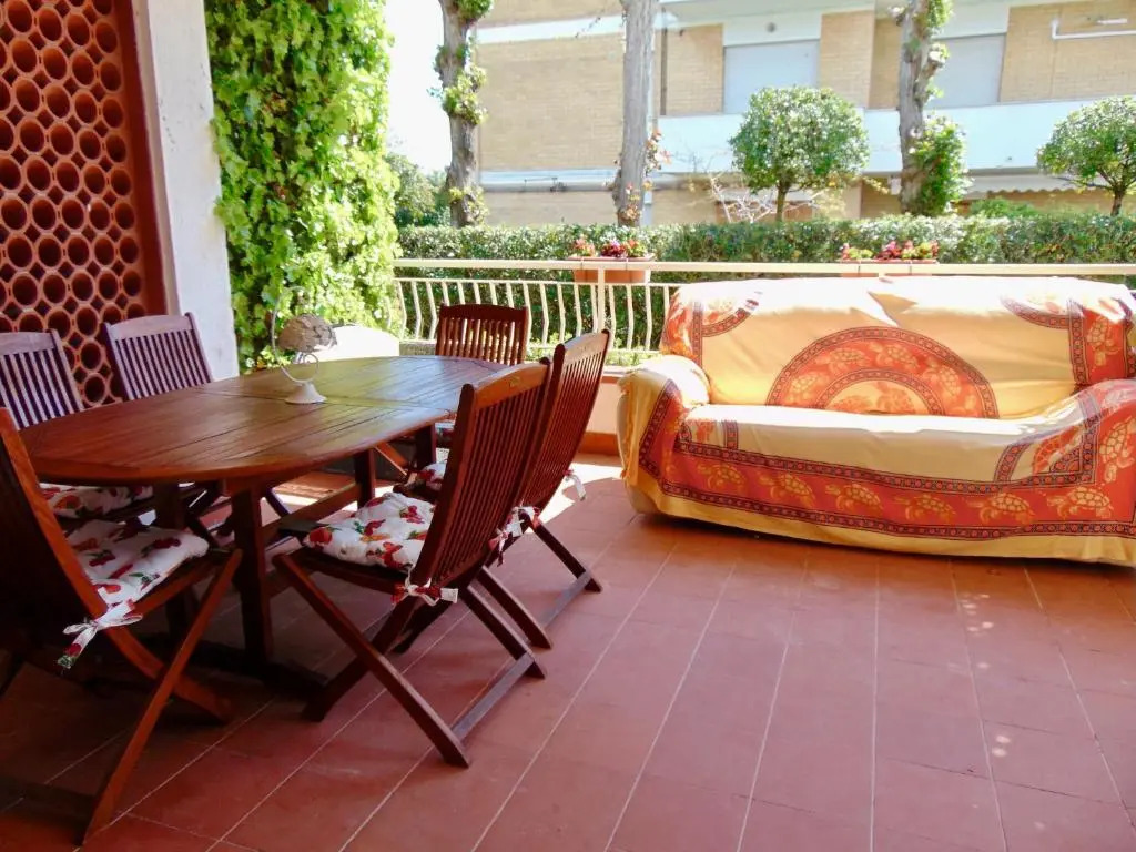 M292 - Marcelli, quadrilocale con giardino a 50mt dal mare