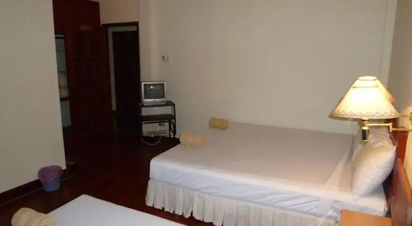 Villa Muang Swa & Night Club