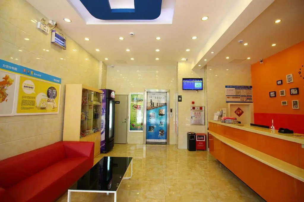 Thank Inn Chain Hotel Guangdong Zhuhai Doumen District Jing'an Bridge