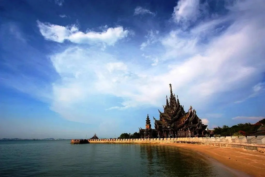 Easy Planet Pattaya