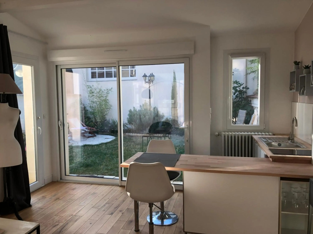 studio maisonnette avec jardin