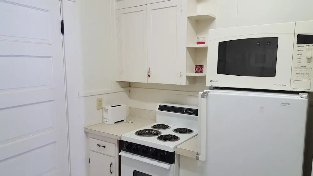 Brown & Hawkins Historical Apartments