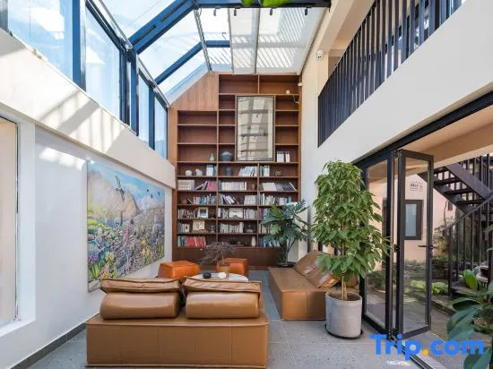 Yuzhichen Light Luxury Holiday Homestay (Beijing Huairou Baihewan Scenic Area)