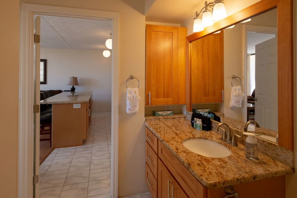 Tower 2 Suite 2012 at Waikiki